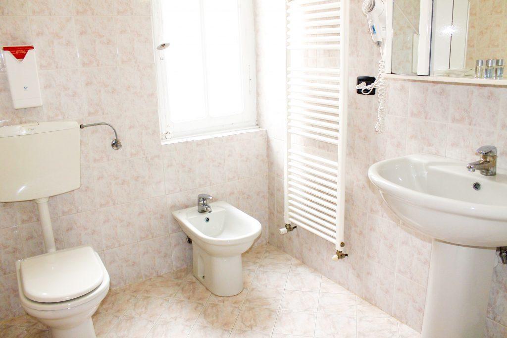 Aquam Albergo Acqui Terme Ngoại thất bức ảnh